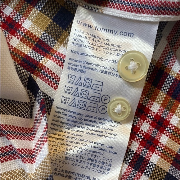 Tommy Hilfiger Classic Fit Red and White Plaid Men's Plaid Shirt Size Large - Picture 11 of 12